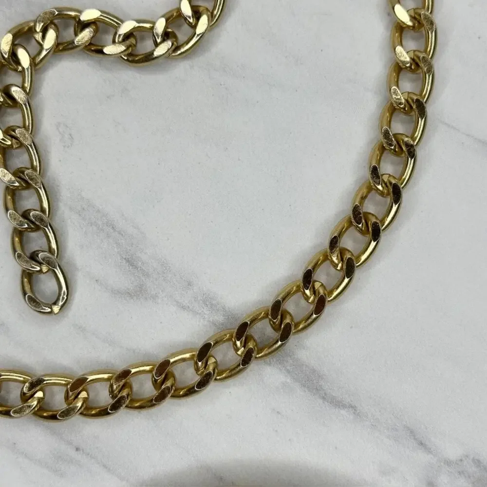 Guess Curb Chain Link Belt One Size (OS) Gold Tone G Logo Designer Y2K ✨